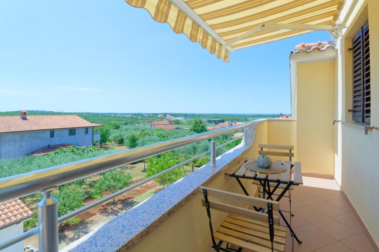 Apartments Belvedere By Rent Istria Plovanija Luaran gambar