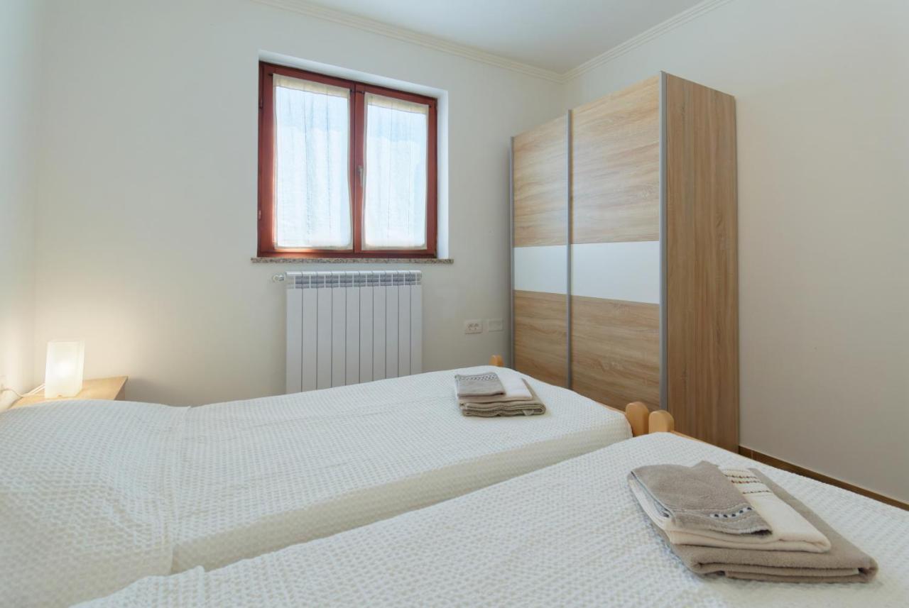 Apartments Belvedere By Rent Istria Plovanija Luaran gambar
