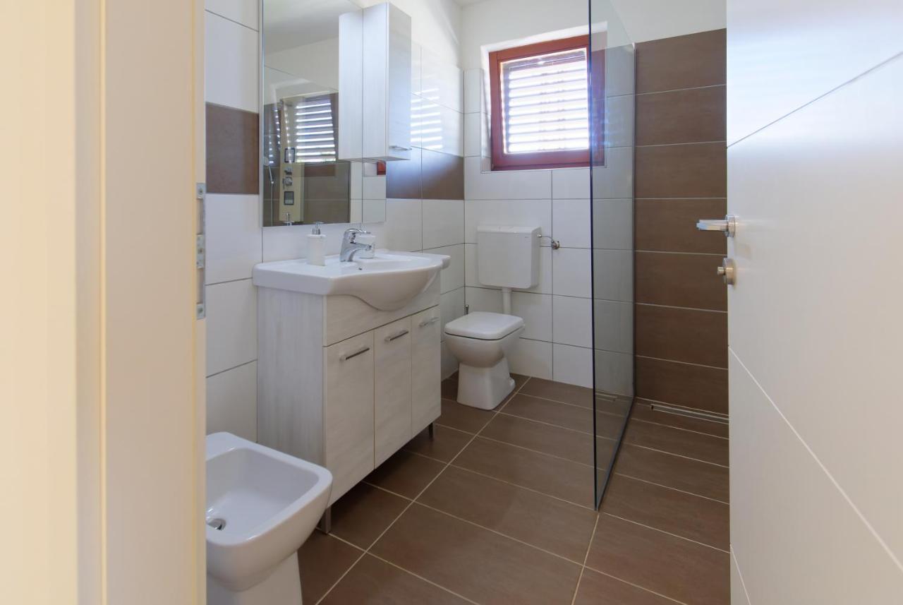 Apartments Belvedere By Rent Istria Plovanija Luaran gambar