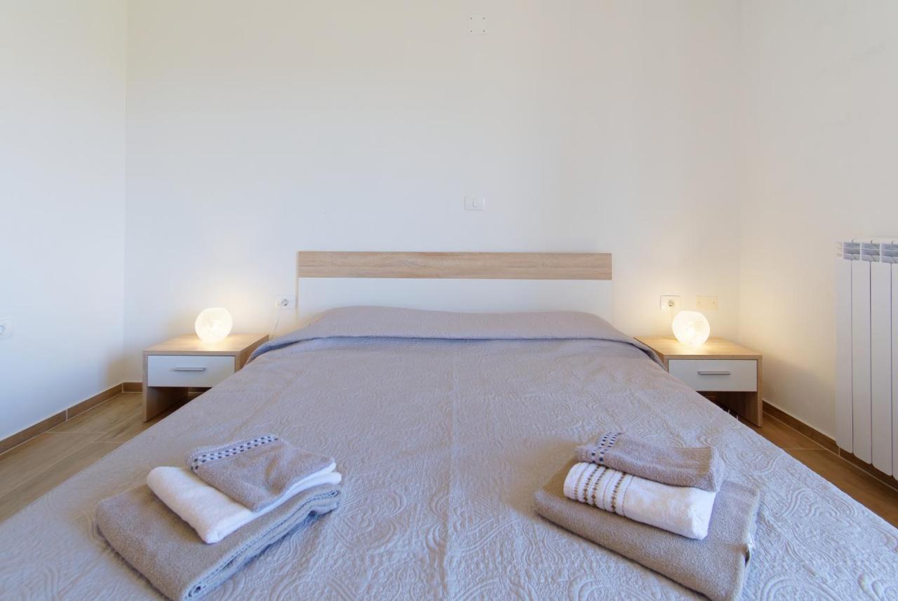 Apartments Belvedere By Rent Istria Plovanija Luaran gambar