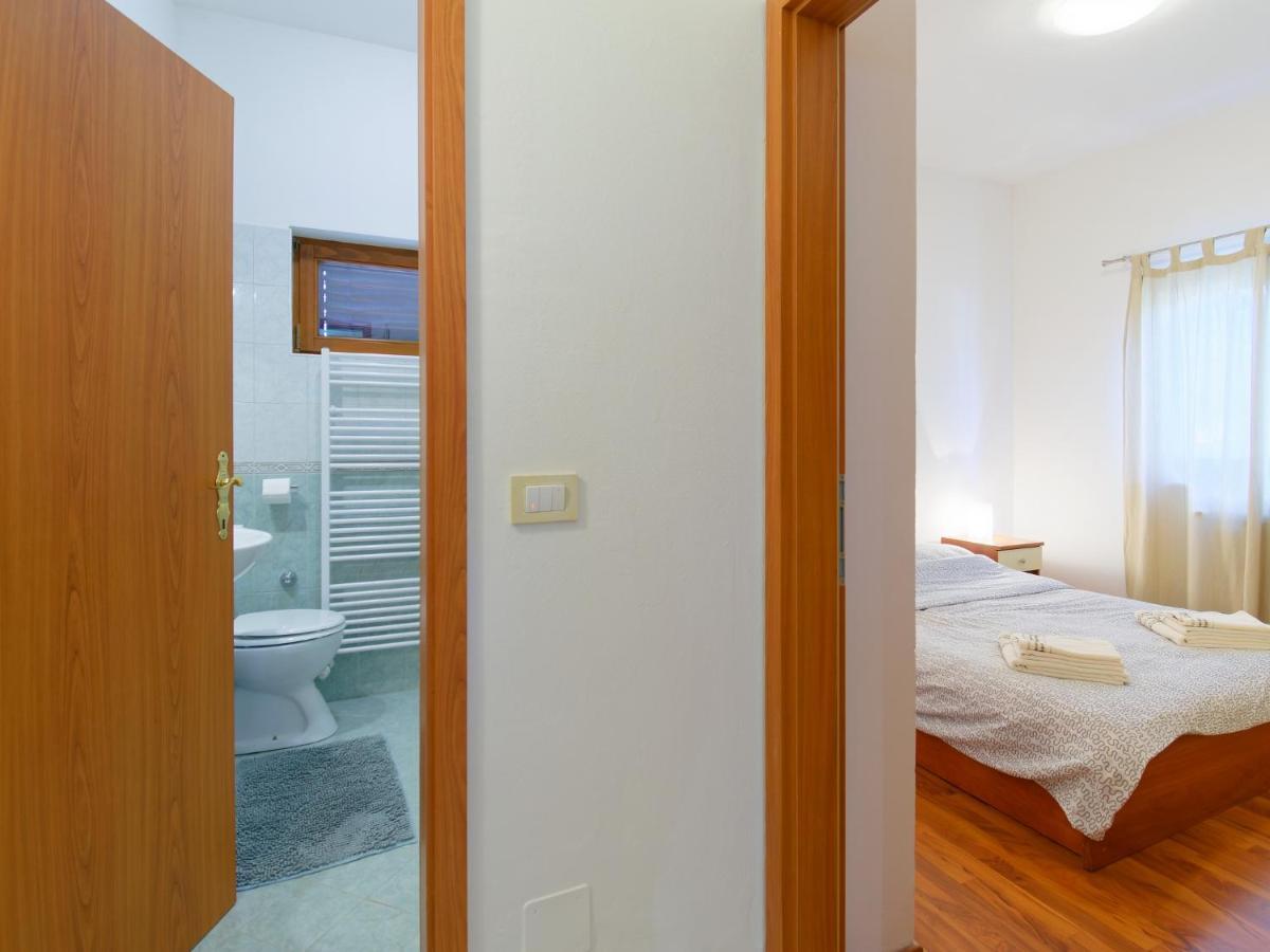 Apartments Belvedere By Rent Istria Plovanija Luaran gambar